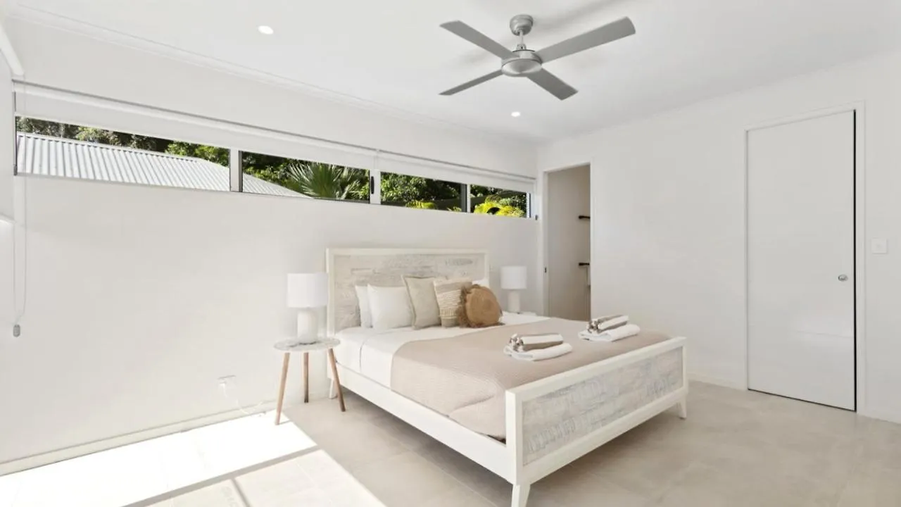 Holiday home Coastal Vibes - Palm Cove Villa