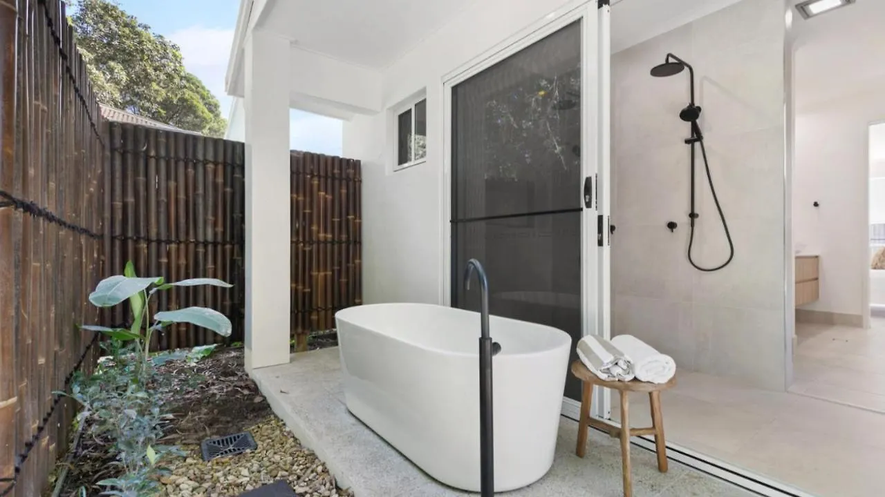 Holiday home Coastal Vibes - Palm Cove Villa Australia